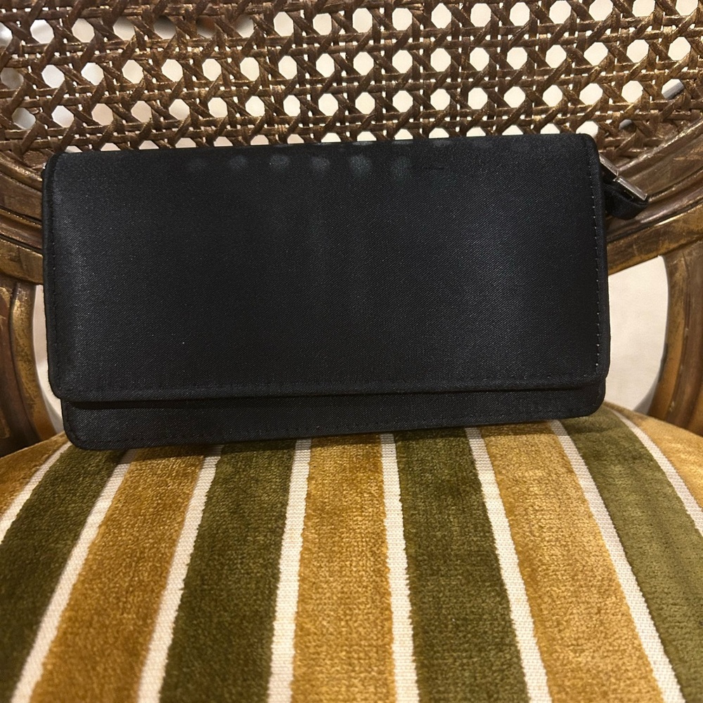 Sleek, Minimalist Black Clutch with 14.5 in Strap (7 in l x 3.5 in h x 1.5 in w)